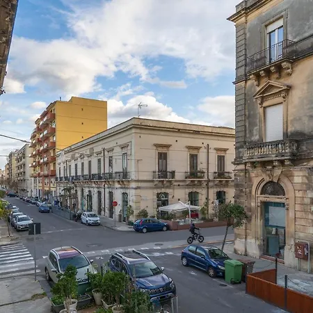 Ad Un Passo Da Ortigia Syracuse